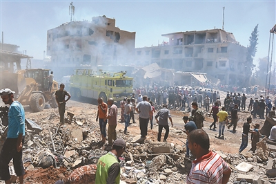 Suicide Bombing Kills Dozens in Syria