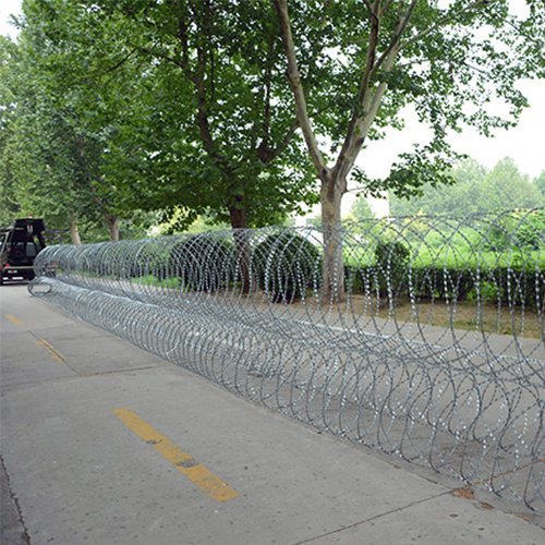 razor wire barrier