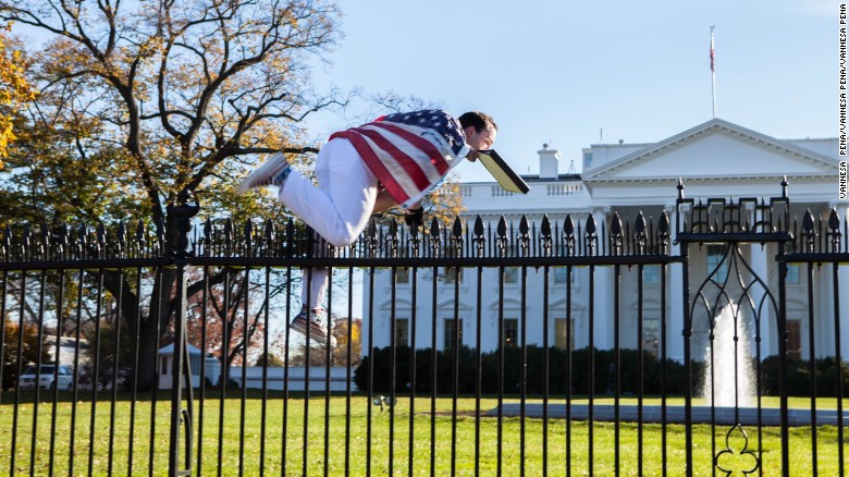 Higher White House Fence Cears Hurdle